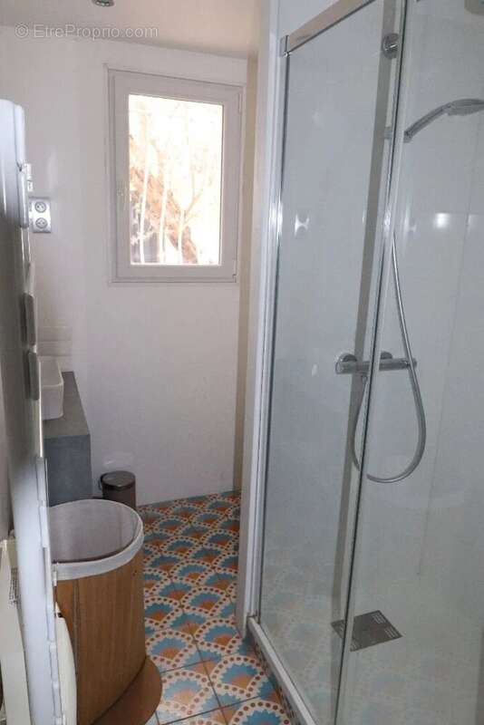 Maison à SAINT-CYR-SUR-MER