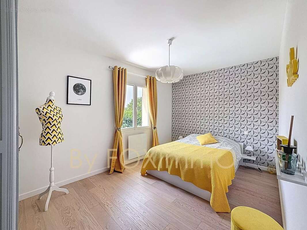 Maison à MONTAUROUX