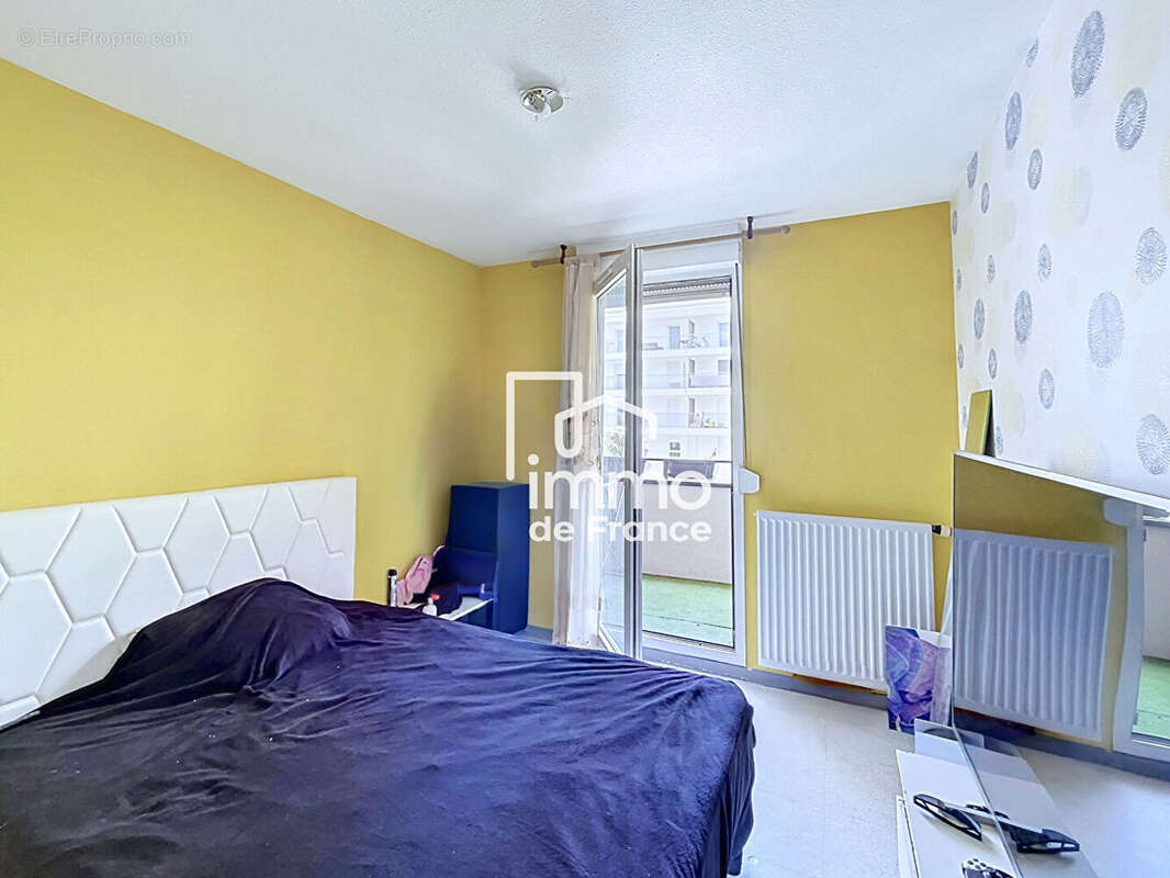 Appartement à SAINT-GENIS-POUILLY