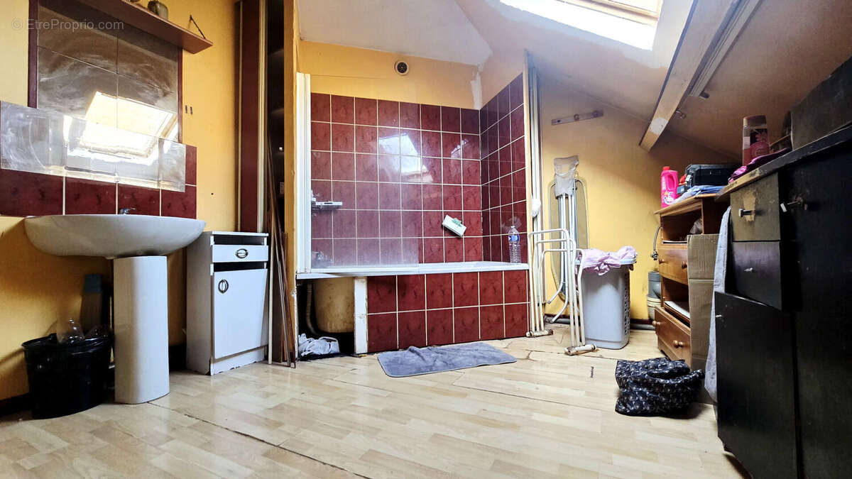 Maison à SAINT-QUENTIN