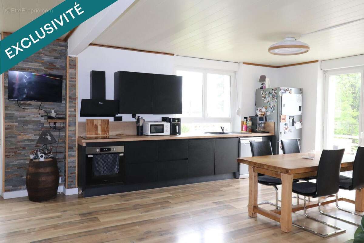 Photo 2 - Appartement à VILLERS-LE-LAC