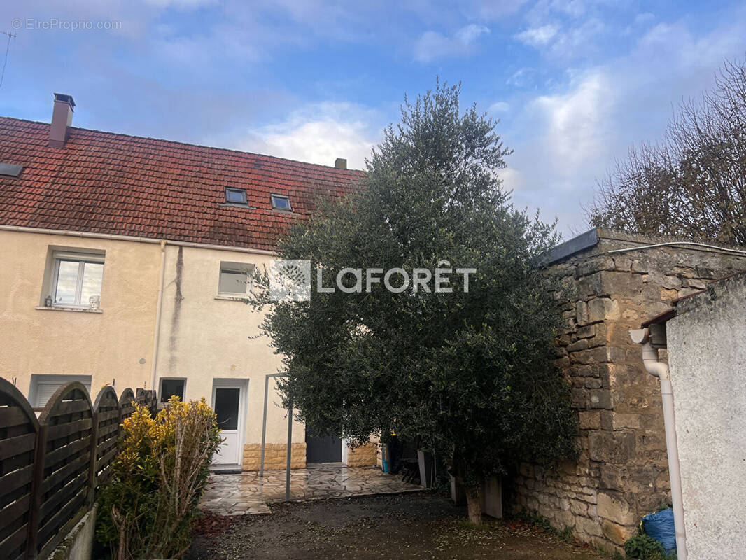 Maison à BORAN-SUR-OISE