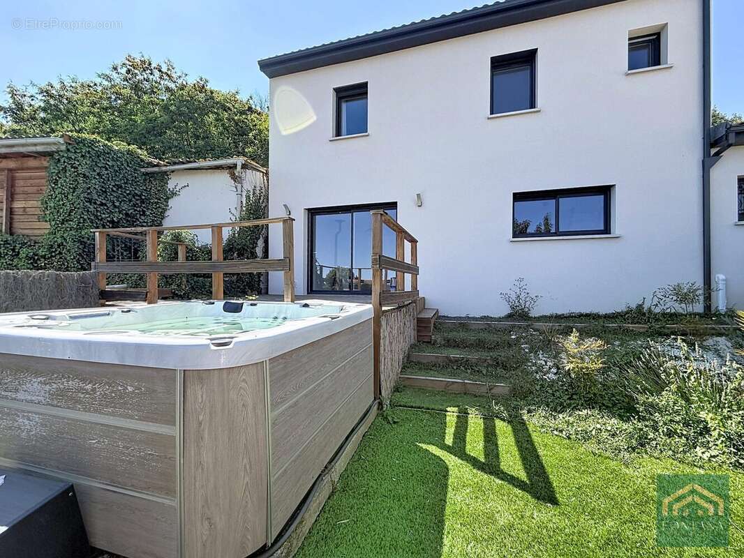 Maison 105 m² à Enval  - photo 5