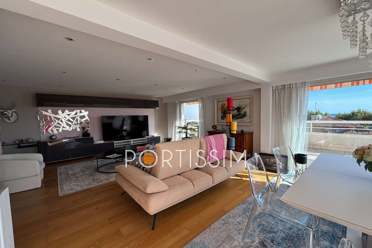 Appartement à CAGNES-SUR-MER