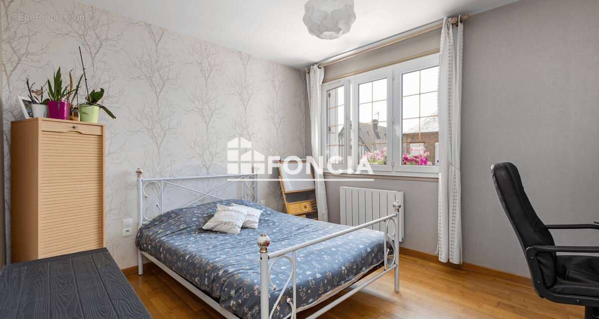 Buchy - Centre - photo 6