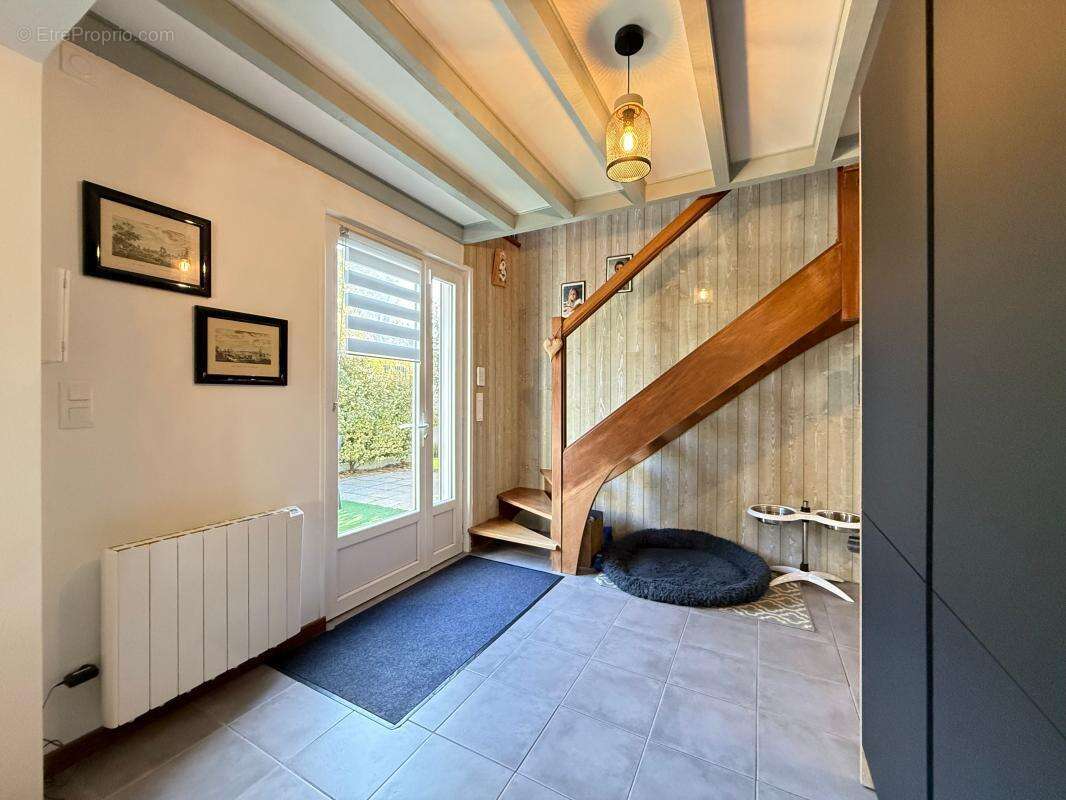 Maison à VAUX-SUR-MER