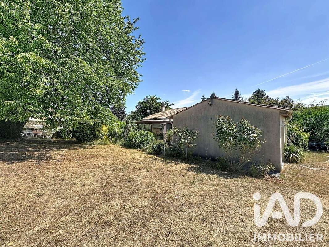 Maison 75 m² à Asnieres-Sur-Nouere  - photo 2