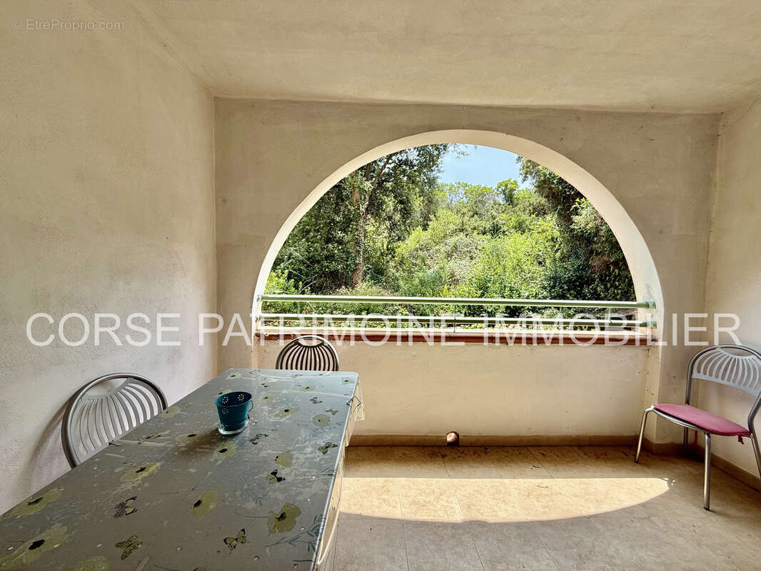 Appartement à LINGUIZZETTA