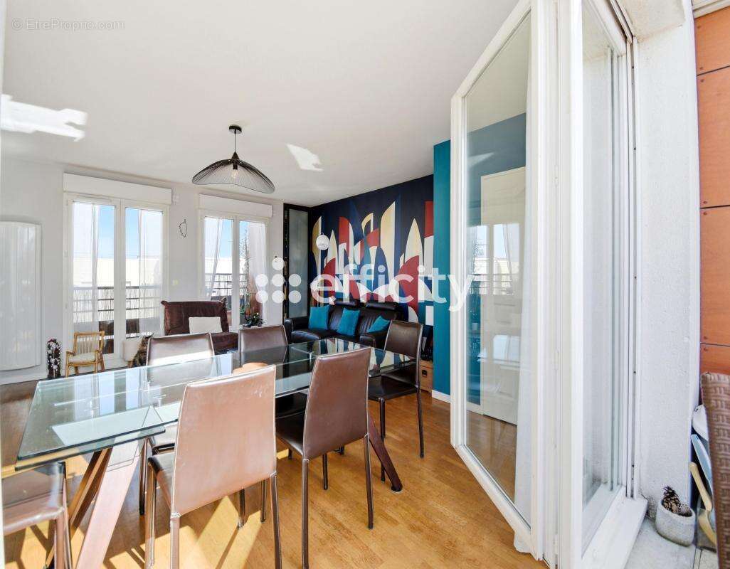 Appartement à BOIS-COLOMBES