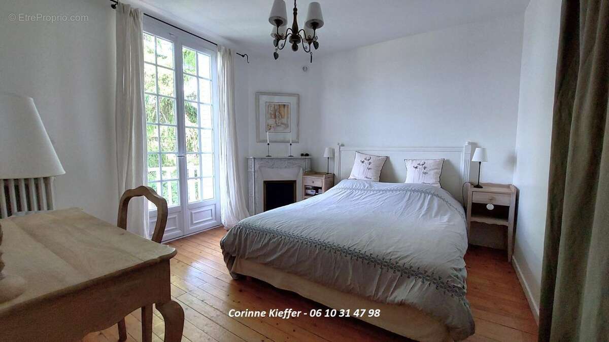 Maison à FREPILLON