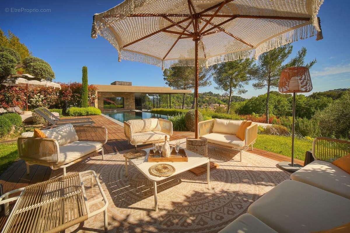 Maison à MOUGINS