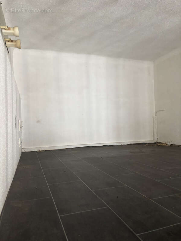 Appartement à MARSEILLE-3E