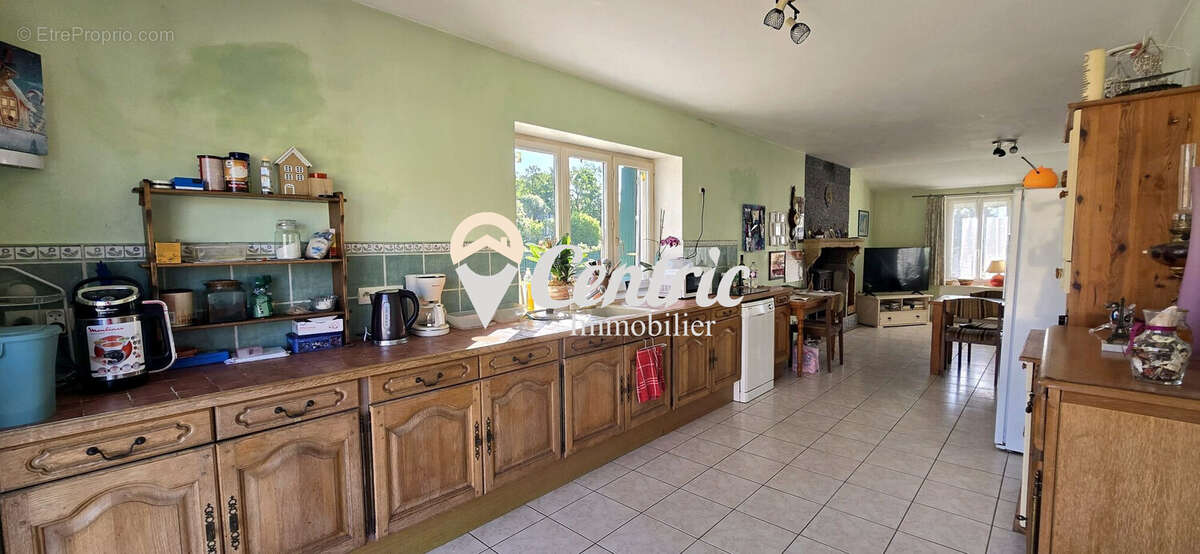 Maison 4 pièces 145 m² à vendre à Aubigny (79390) - photo 9