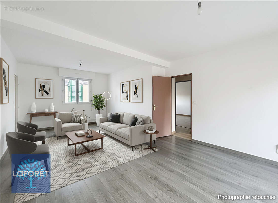 Appartement à FOUGERES