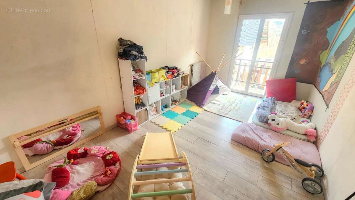 Maison lumineuse 7 pièces - Albiez-le-Jeune - photo 6