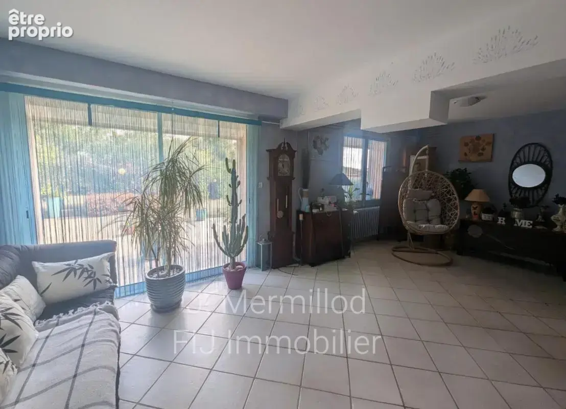 Maison 7 pièces / 183 m² / 393 000 EUR / SAINT-PRIVAT-DES-VIEUX - photo 13
