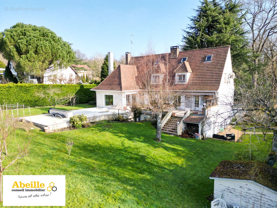 Maison à SAINT-CHERON