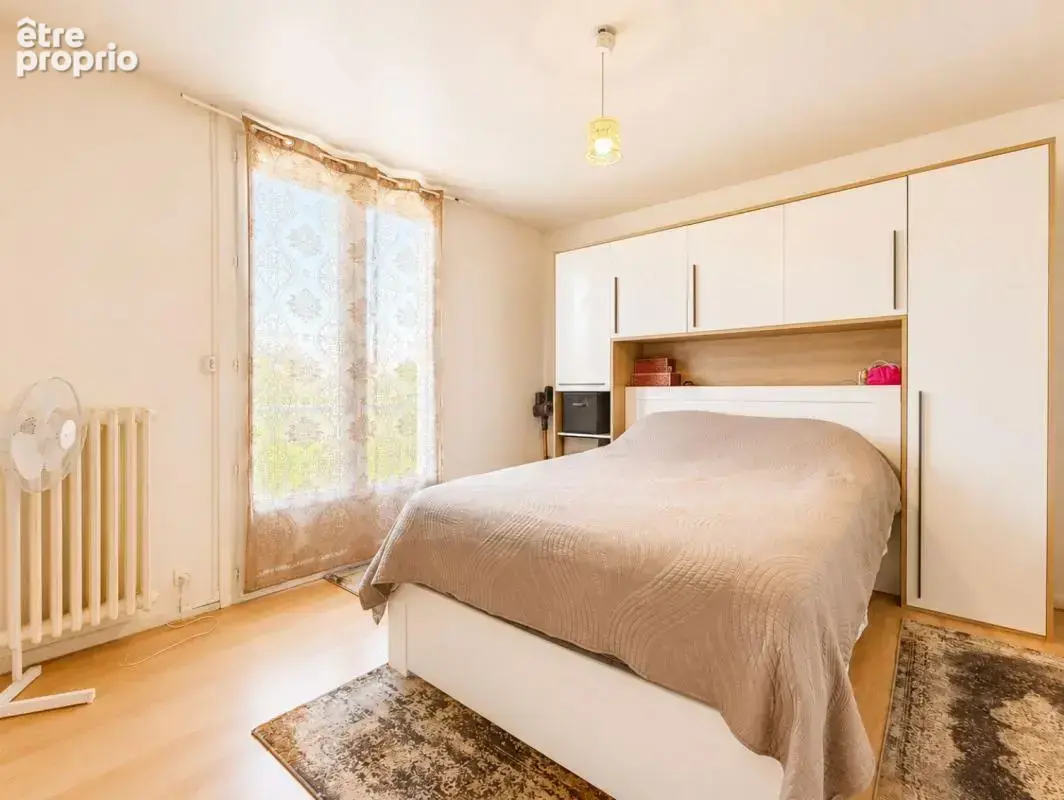 Appartement T4 avec cave parking proche de toutes commodités - photo 5