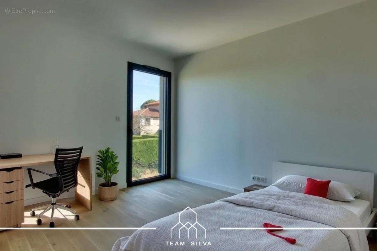 Appartement à SEYSSUEL