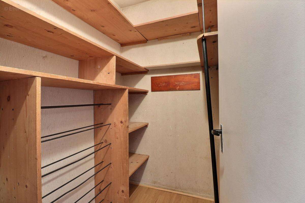 Appartement à JOUY-EN-JOSAS