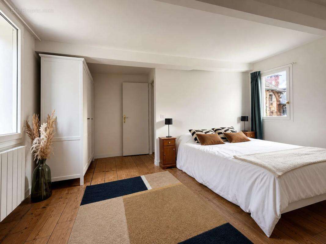 Immeuble de 80 m² situé à Honfleur - photo 4