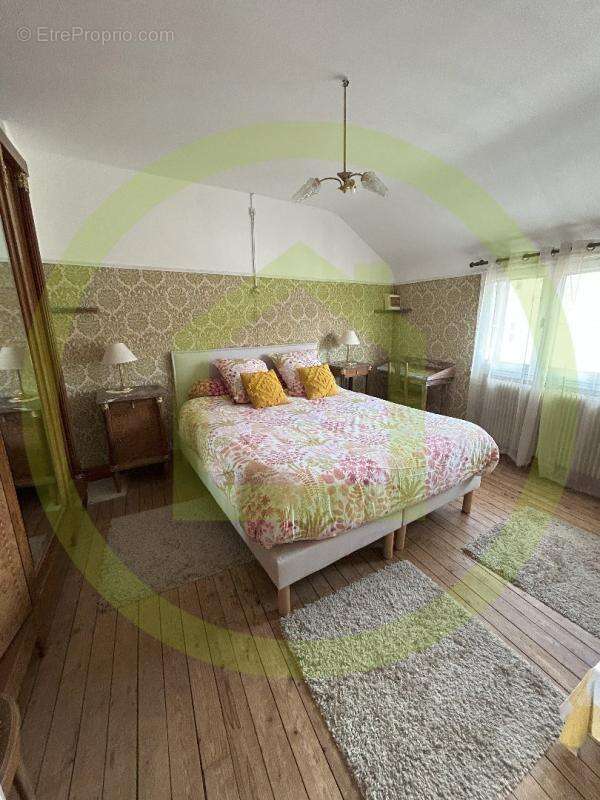 Appartement à REBAIS