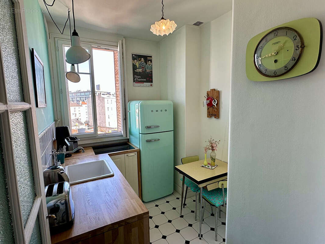 Appartement à PARIS-20E