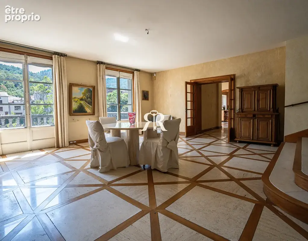 Maison de Maître d'exception de 380 m2 avec piscine - photo 5