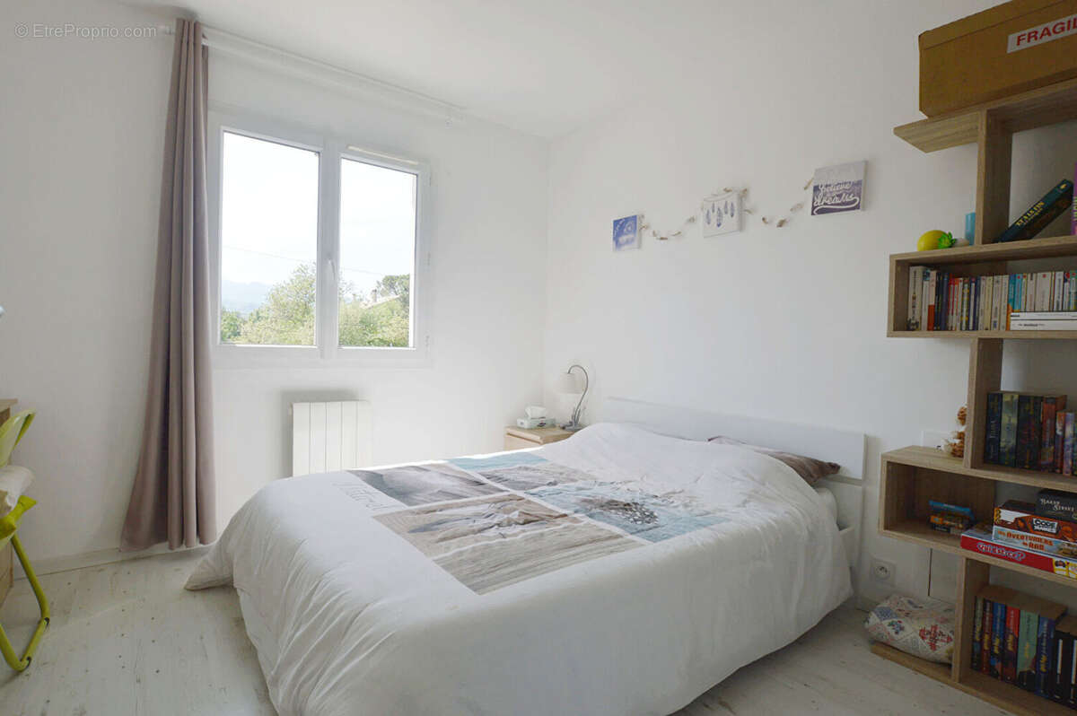 Maison à ROMANS-SUR-ISERE