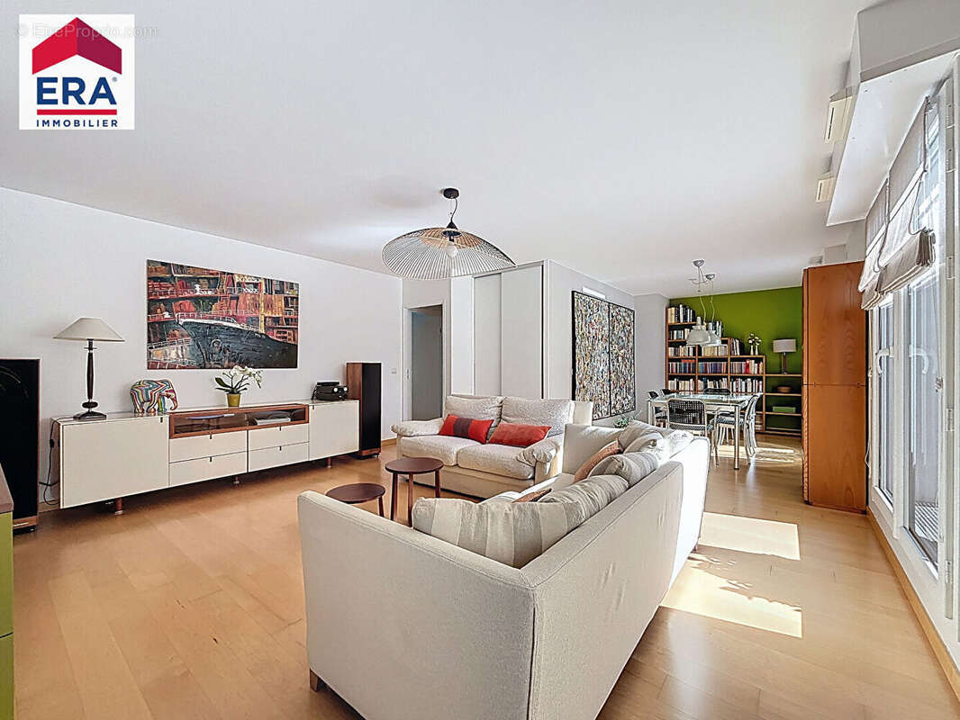 Appartement à IVRY-SUR-SEINE