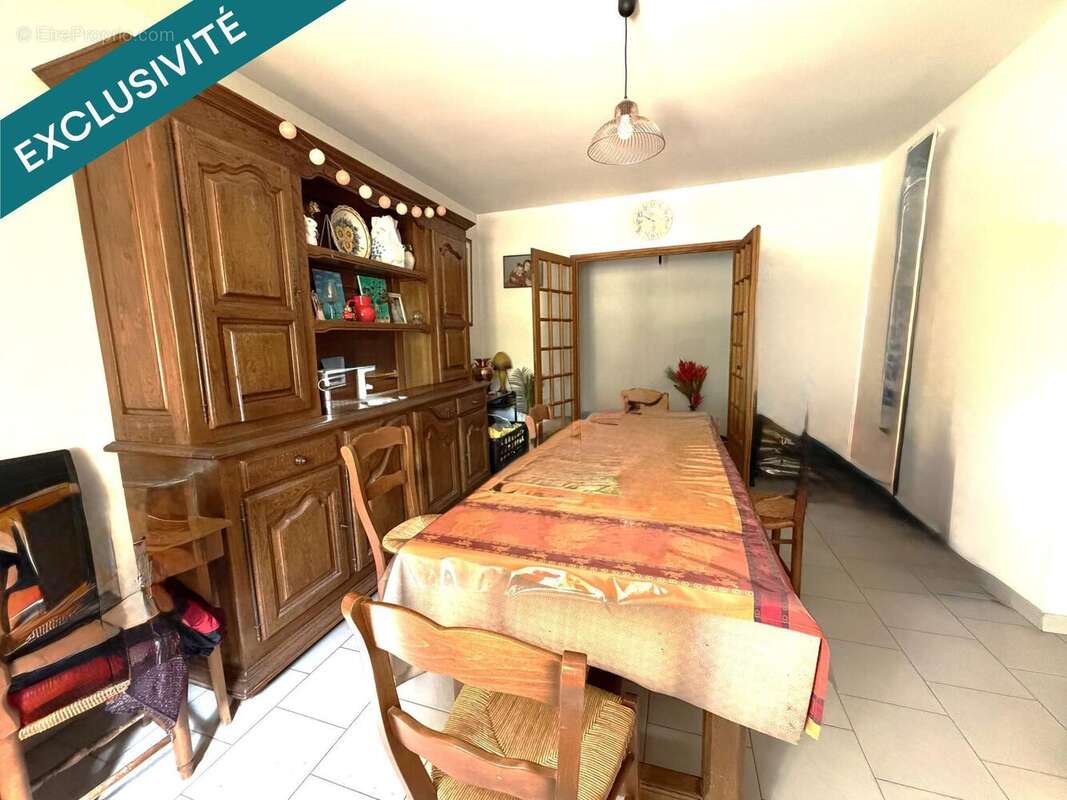 Maison 240 m² à Alleins  - photo 6