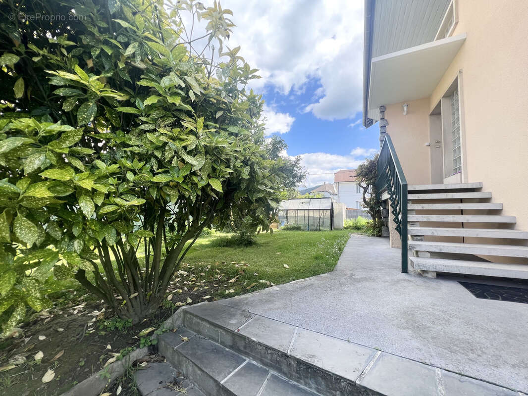 Appartement à MEYTHET