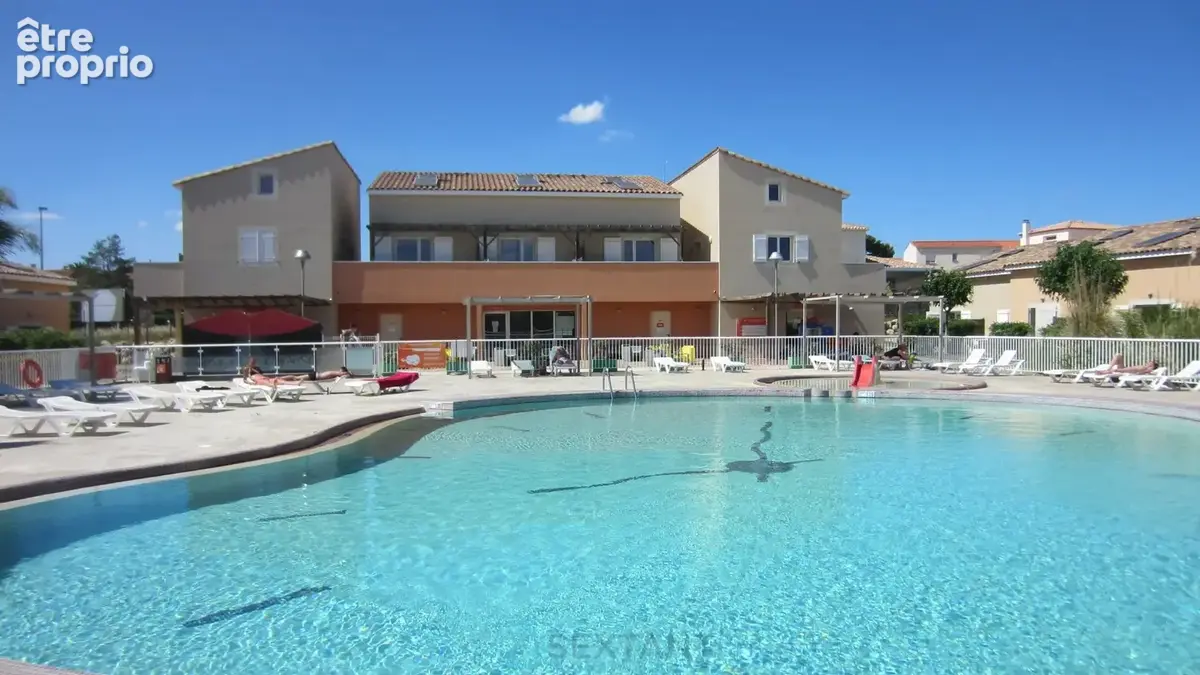 Exclusivite - t2 d'env. 31 m² meublé pour 4 couchages avec terrasse et parking. - photo 9