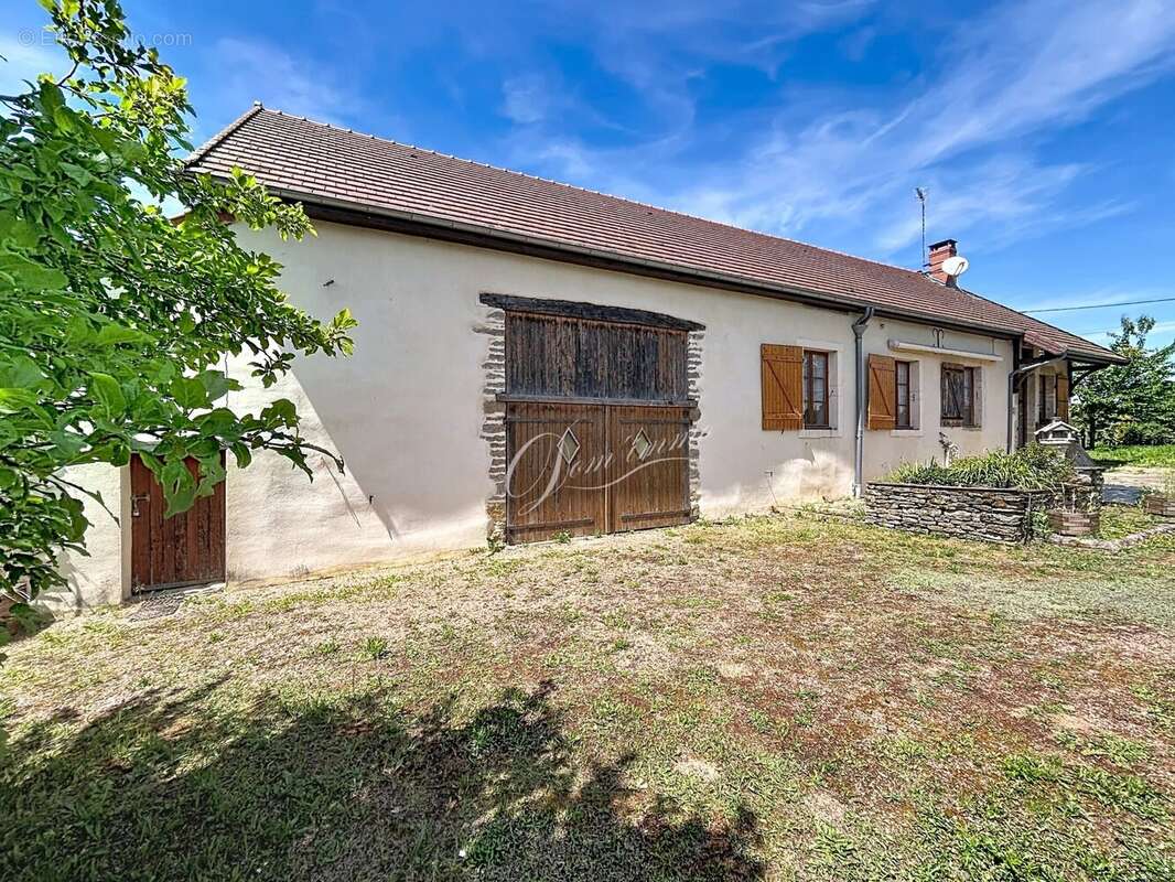 Maison à LIERNAIS