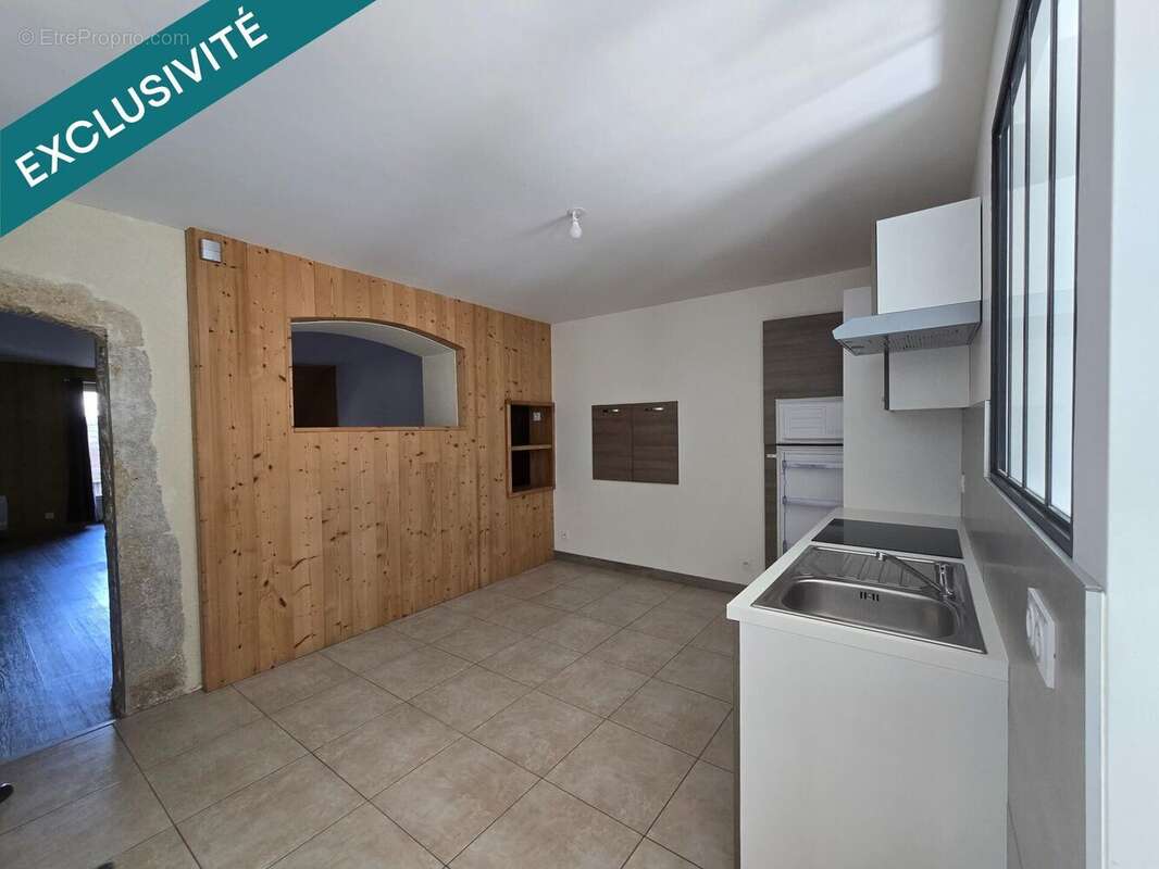 Photo 2 - Appartement à VIRIEU-LE-GRAND