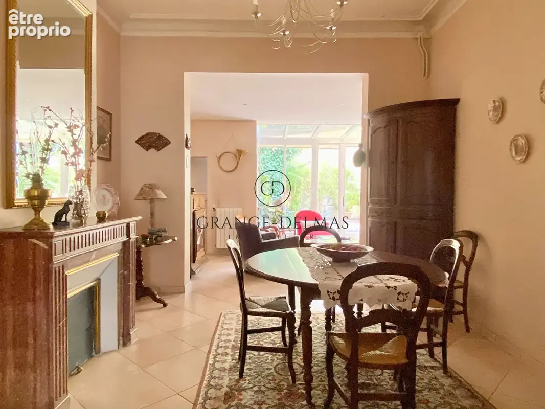 Maison en pierre en R+1 avec 3 chambres et jardin - SAINT SEURIN - photo 4