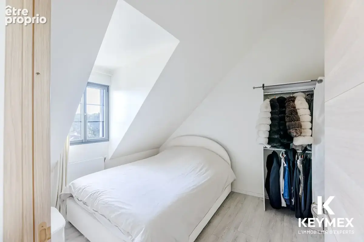 Jouy-le-moutier village maison 2022 ,162 m²,8 piéces,5/6 chambres jardin plat 450 m² - photo 16
