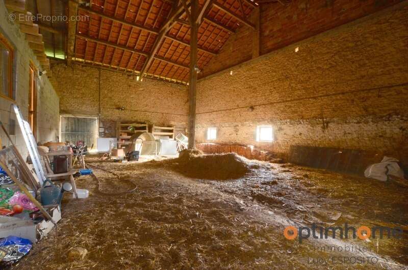 Maison à GENOUILLAC