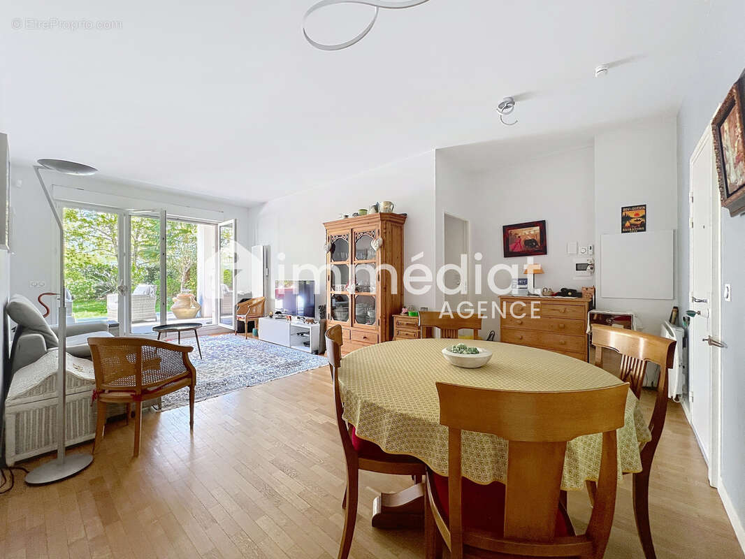 Appartement à RUEIL-MALMAISON