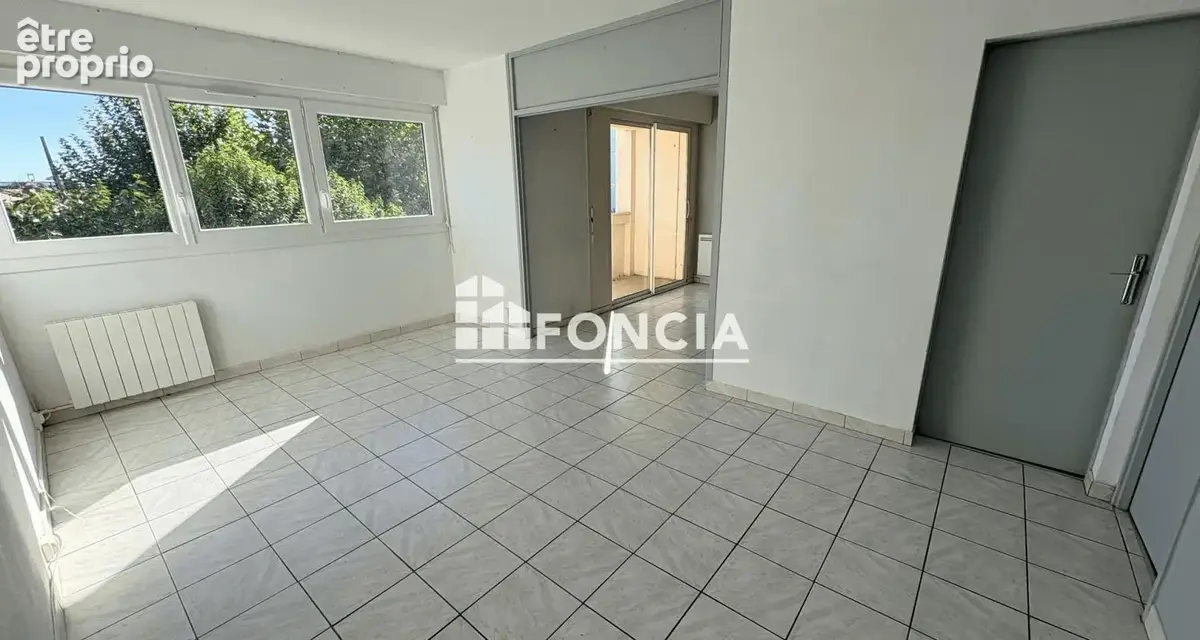 Le Bouscat - T3 bis avec double balcon, garage et cellier - photo 1