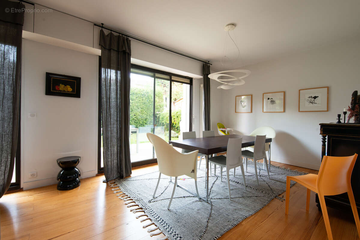 Maison à LE BOUSCAT