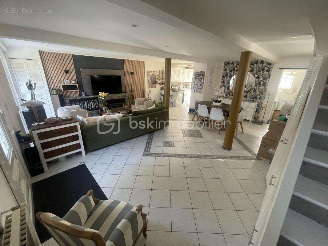 Maison à VILLIERS-SUR-MARNE