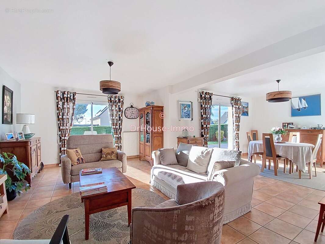 Maison à SAINT-SENIER-SOUS-AVRANCHES