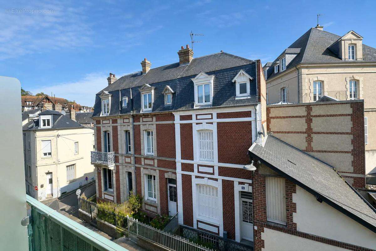 Appartement à TROUVILLE-SUR-MER