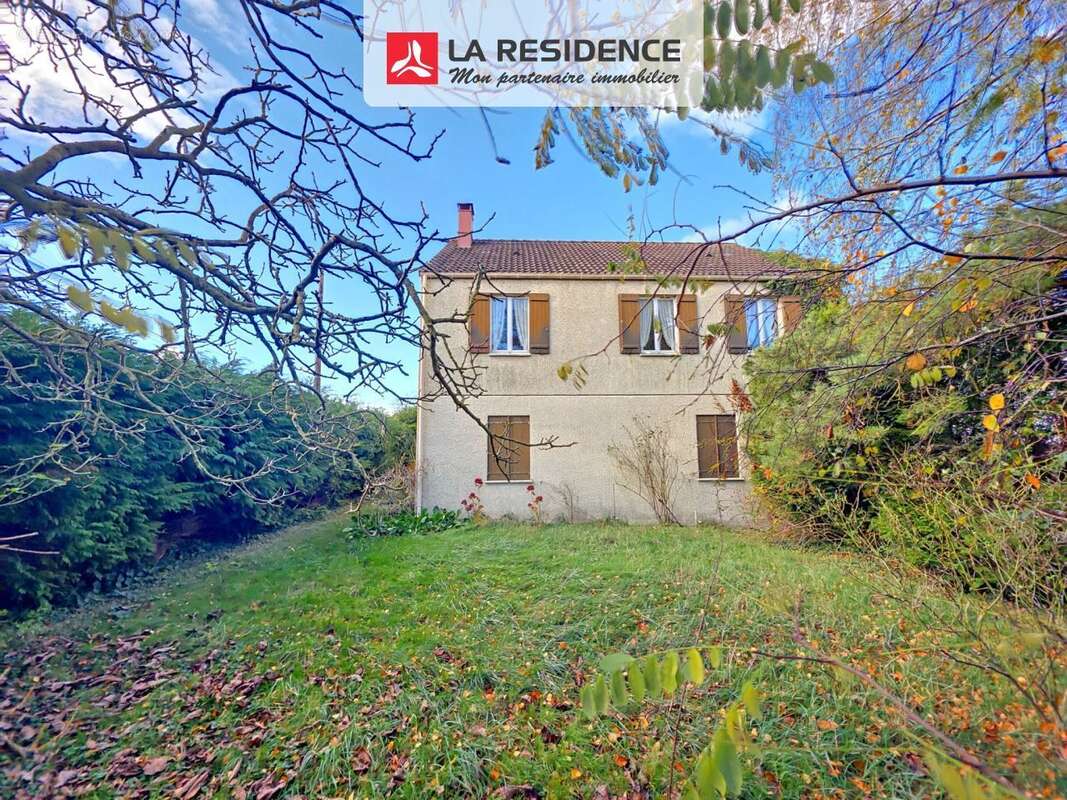 Maison à BU