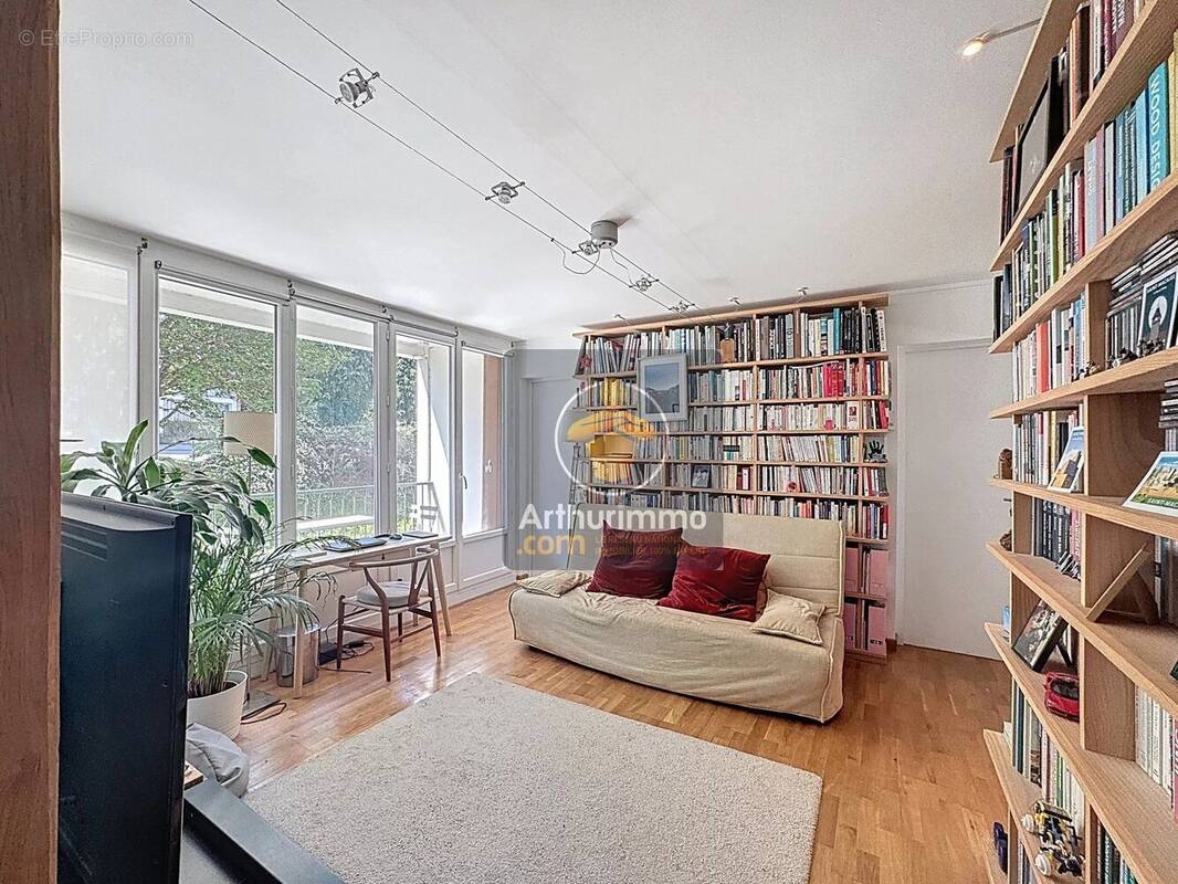 Appartement à YERRES