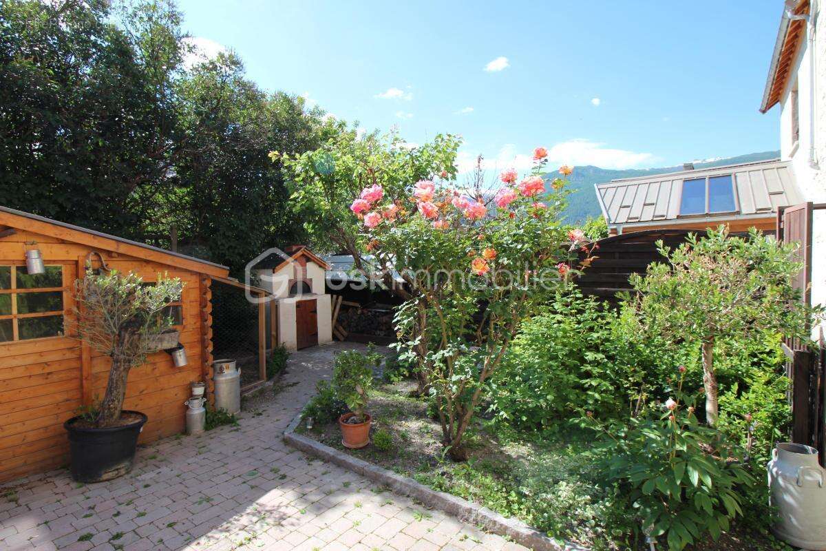 Mont-Dauphin UNESCO – Maison, 5 gîtes de standing, espace bien-être et piscine - photo 21