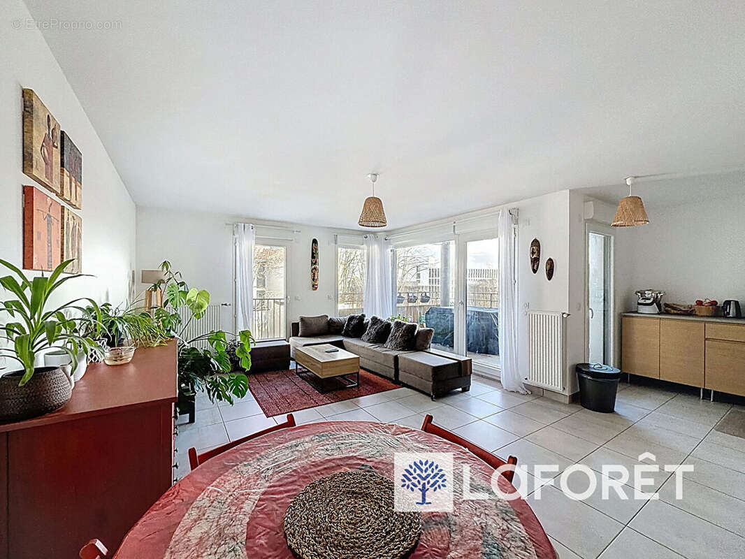 Appartement à CHAMPAGNE-AU-MONT-D'OR