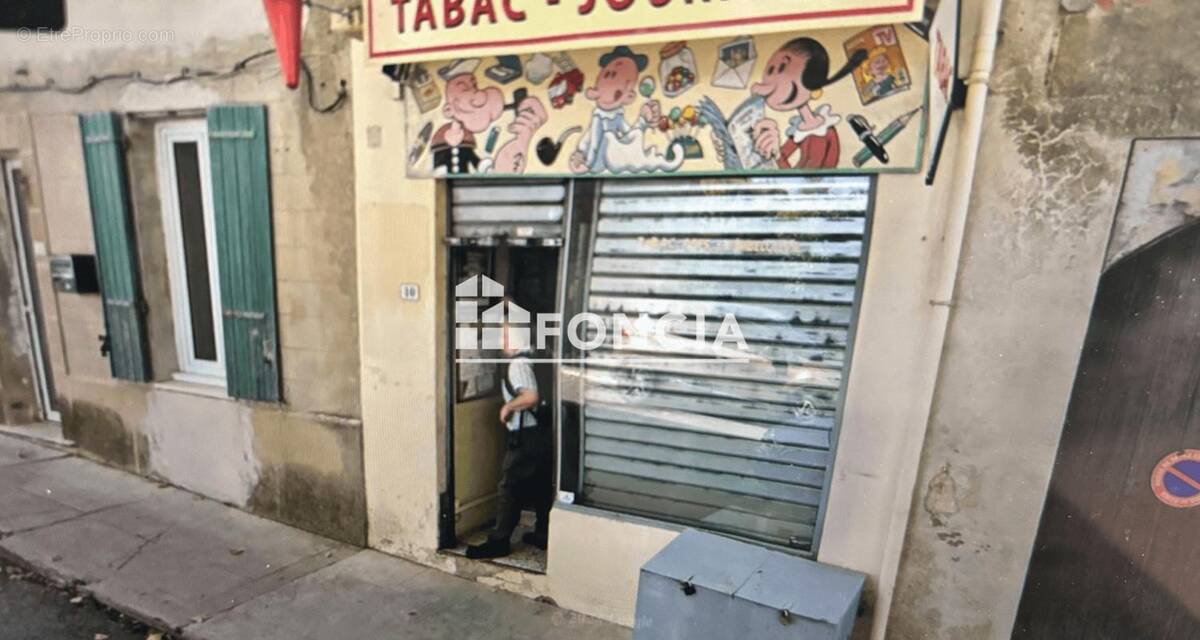 Commerce à MIRABEAU