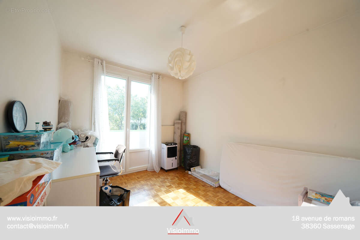 Appartement 3P de 60 m2 + 2 balcons + cave. Garage en supp. vendu loués - photo 7